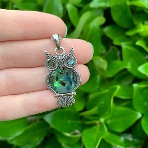 Vintage Silver Color Owl Necklace With Blue Marbled Detail